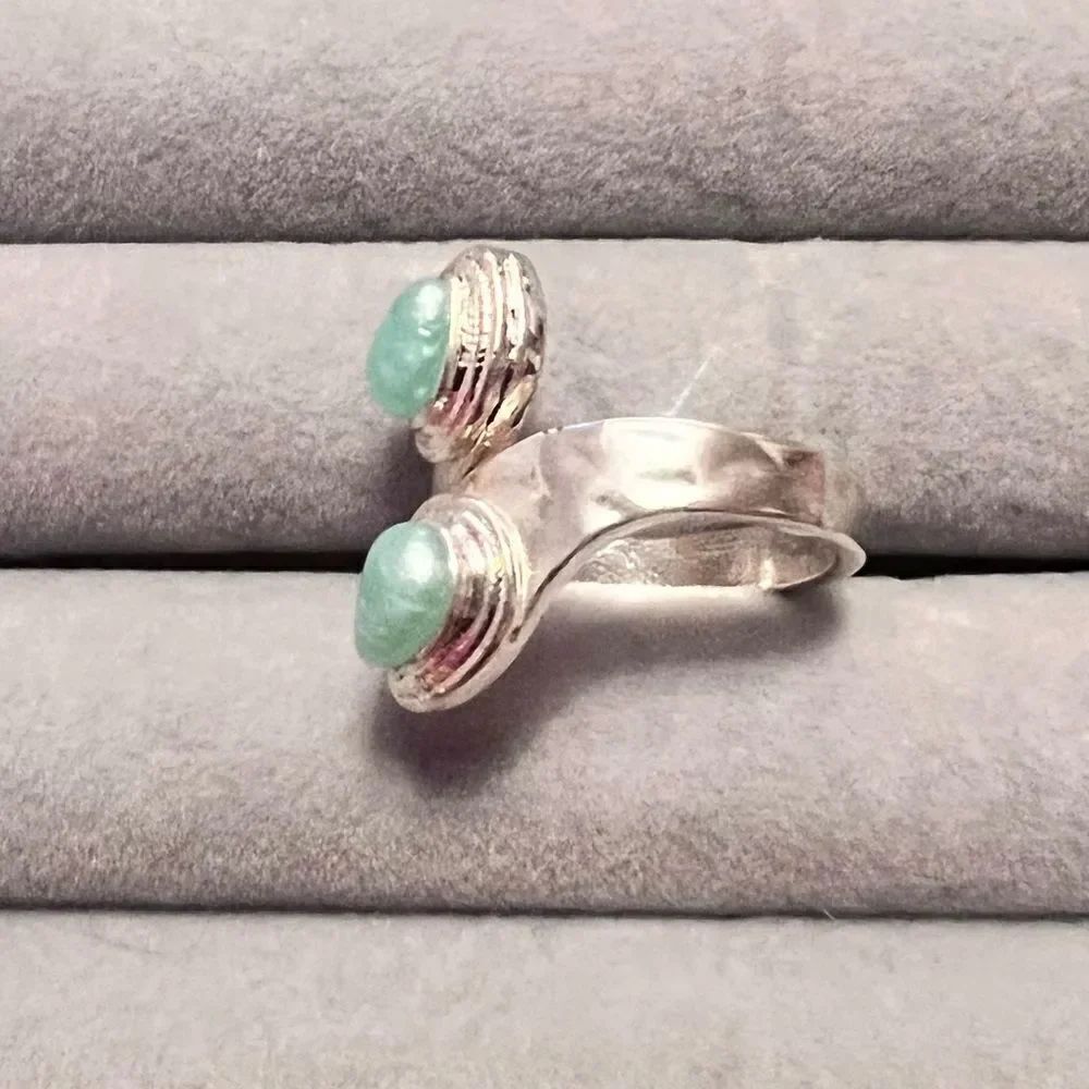 🤯5/$25🤯 NEW Silver Tone Turquoise Color Ring - Picture 2 of 4